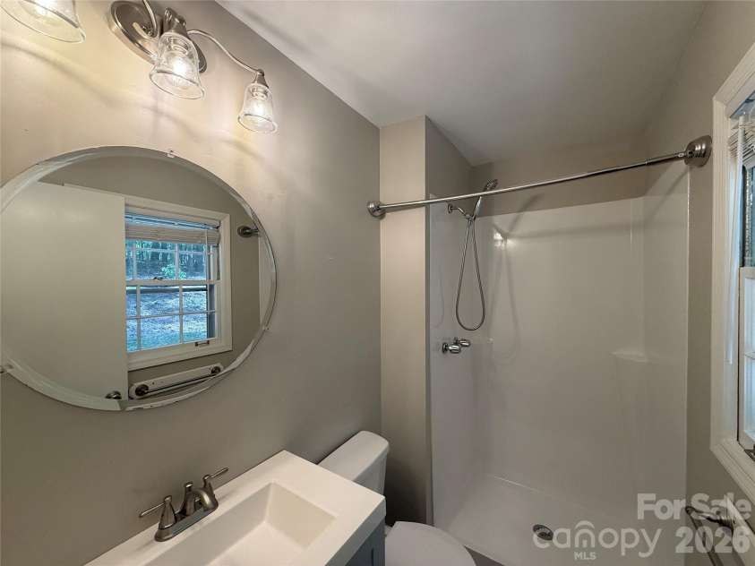 1120 Emerald Drive, Concord, NC 28025.  MLS# CAR4431990, YatesRealty ID 55030. 