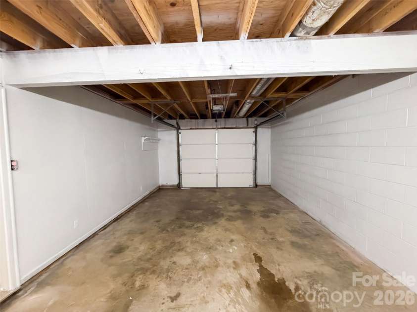1120 Emerald Drive, Concord, NC 28025.  MLS# CAR4431990, YatesRealty ID 55030. 