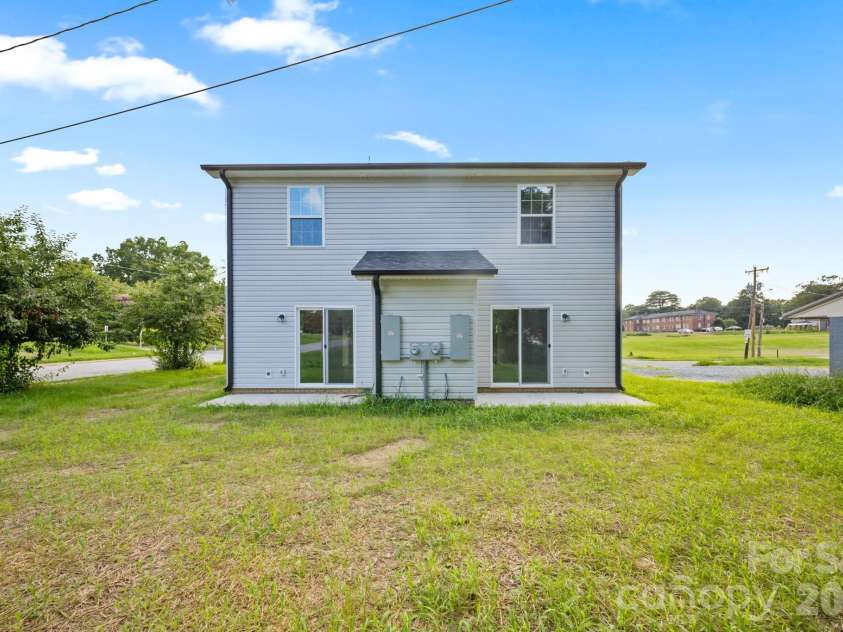 700 Horah Street, Salisbury, NC 28144.  MLS# CAR4431173, YatesRealty ID 55031. 