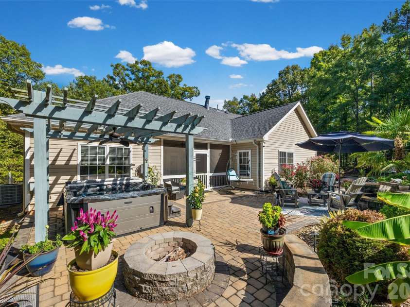 1566 Dirt Road, Lancaster, SC 29720.  MLS# CAR4422349, YatesRealty ID 55033. 