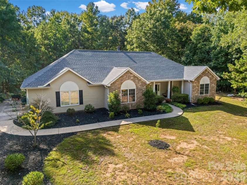 1566 Dirt Road, Lancaster, SC 29720.  MLS# CAR4422349, YatesRealty ID 55033. 