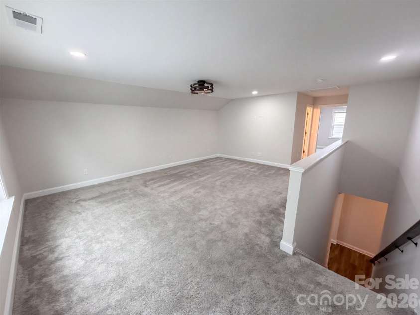 6109 Balham Court, Charlotte, NC 28215.  MLS# CAR4432002, YatesRealty ID 55035. 