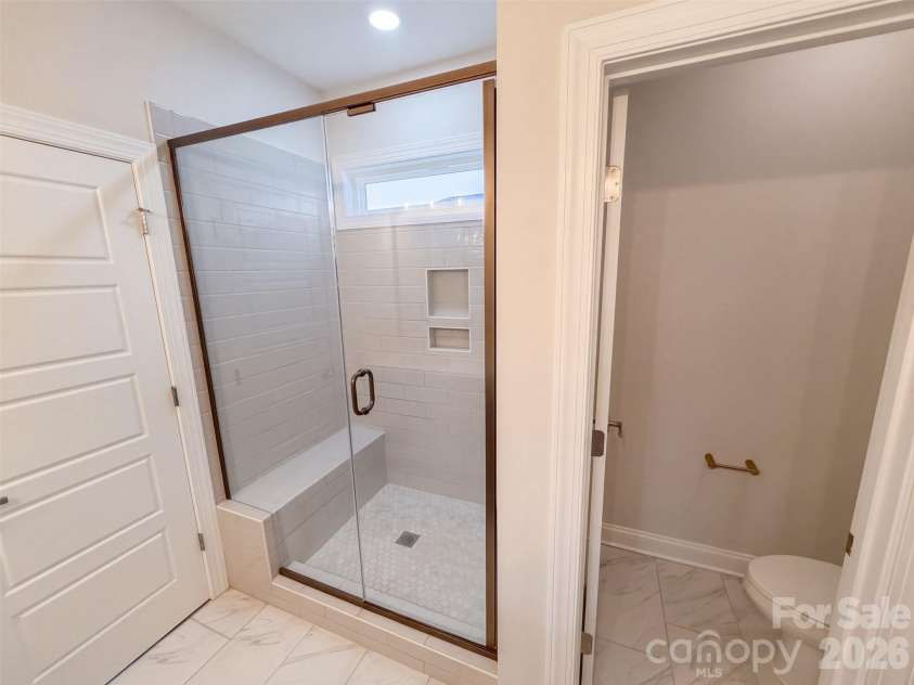 6109 Balham Court, Charlotte, NC 28215.  MLS# CAR4432002, YatesRealty ID 55035. 
