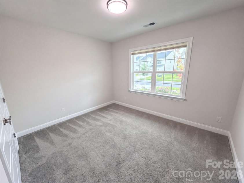 6109 Balham Court, Charlotte, NC 28215.  MLS# CAR4432002, YatesRealty ID 55035. 