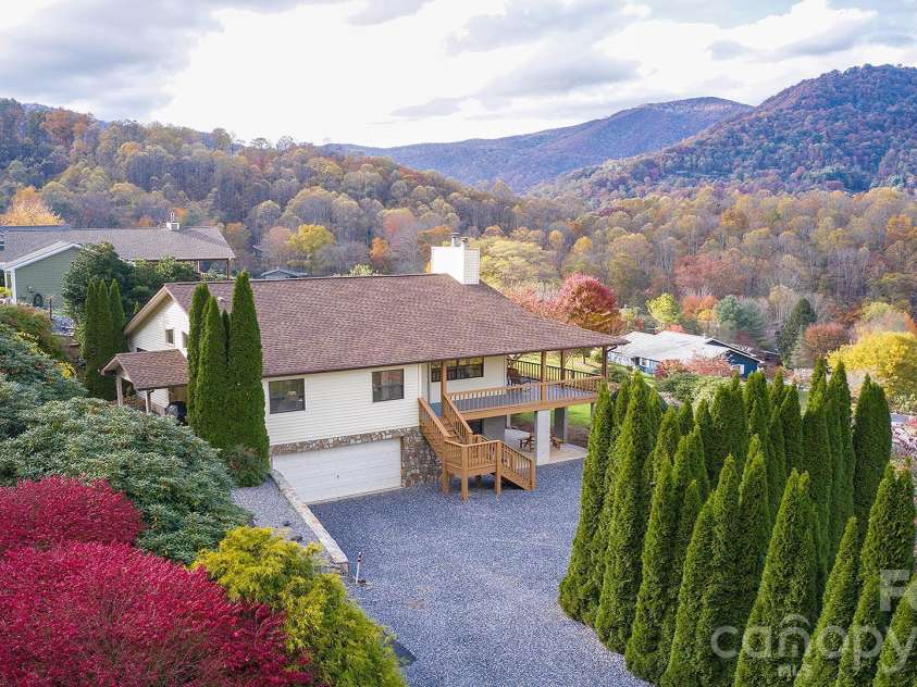 352 Lewis Lane, Maggie Valley, NC 28751.  MLS# CAR4428354, YatesRealty ID 55038. 