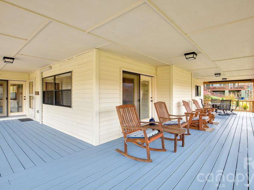 352 Lewis Lane, Maggie Valley, NC 28751.  MLS# CAR4428354, YatesRealty ID 55038. 