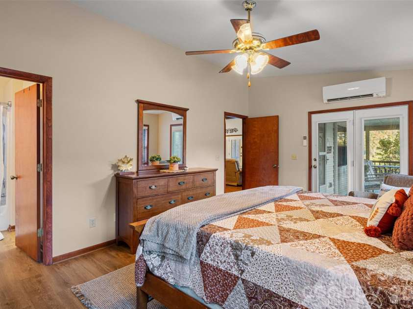 352 Lewis Lane, Maggie Valley, NC 28751.  MLS# CAR4428354, YatesRealty ID 55038. 