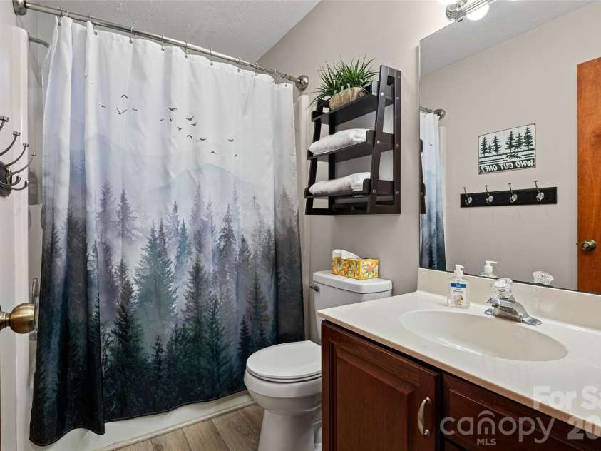 352 Lewis Lane, Maggie Valley, NC 28751.  MLS# CAR4428354, YatesRealty ID 55038. 