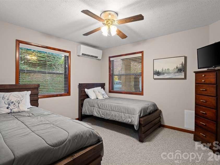 352 Lewis Lane, Maggie Valley, NC 28751.  MLS# CAR4428354, YatesRealty ID 55038. 