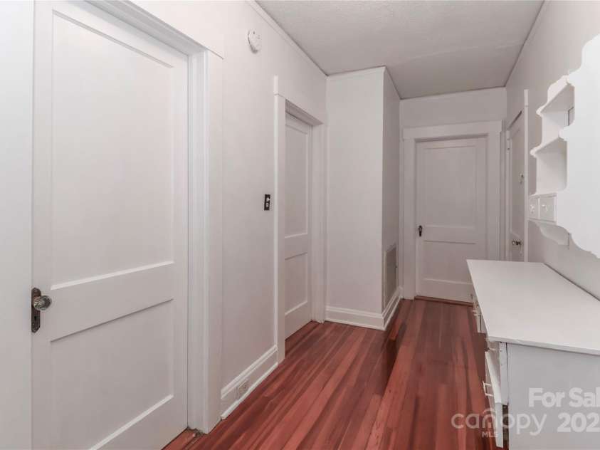 539 Margaret Drive, Statesville, NC 28677.  MLS# CAR4294198, YatesRealty ID 5504. 