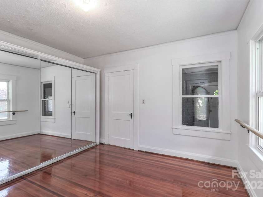 539 Margaret Drive, Statesville, NC 28677.  MLS# CAR4294198, YatesRealty ID 5504. 