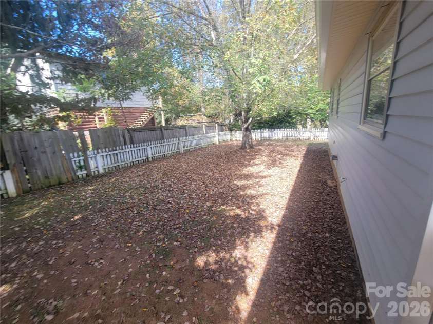 265 Midland Drive, Waynesville, NC 28785.  MLS# CAR4428113, YatesRealty ID 55044. 