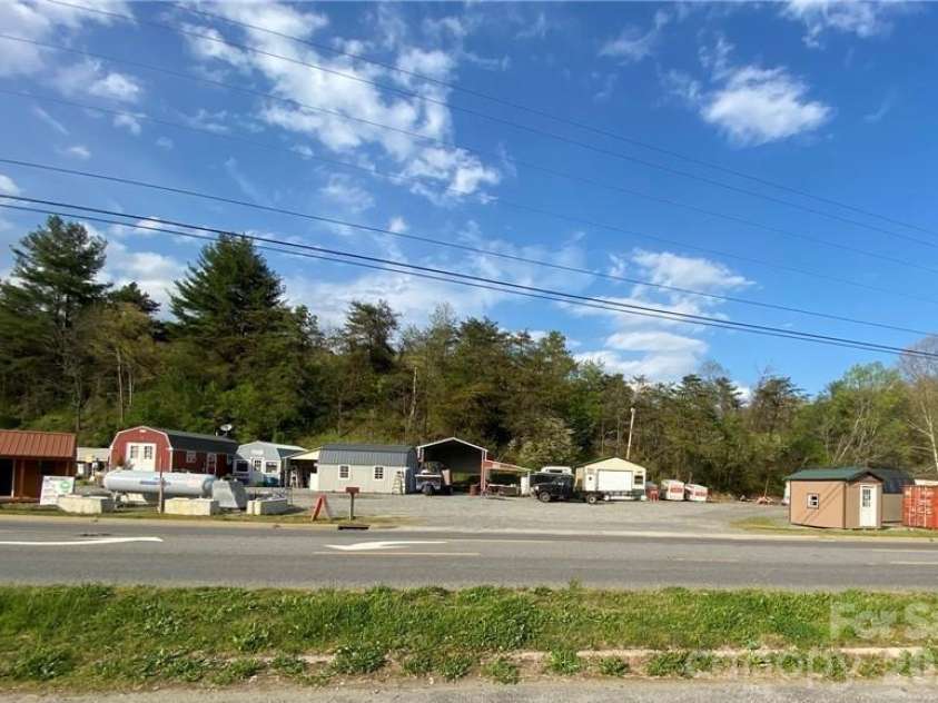 5150 & 5150 Us 25-70 Road, Marshall, NC 28753.  MLS# CAR4432021, YatesRealty ID 55045. 