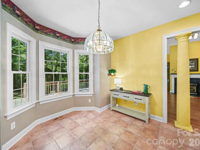 417 Crooked Oak Drive, Oakboro, NC 28129.  MLS# CAR4399226, YatesRealty ID 55048. Breakfast Area