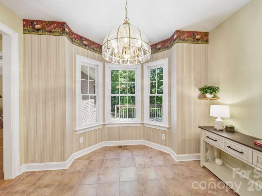 417 Crooked Oak Drive, Oakboro, NC 28129.  MLS# CAR4399226, YatesRealty ID 55048. Breakfast Area