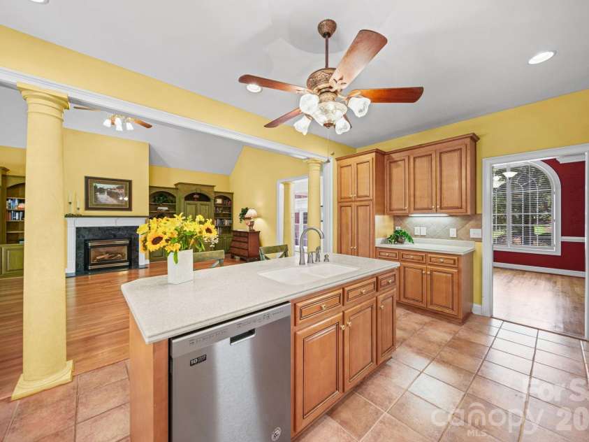 417 Crooked Oak Drive, Oakboro, NC 28129.  MLS# CAR4399226, YatesRealty ID 55048. Kitchen - Dining Room