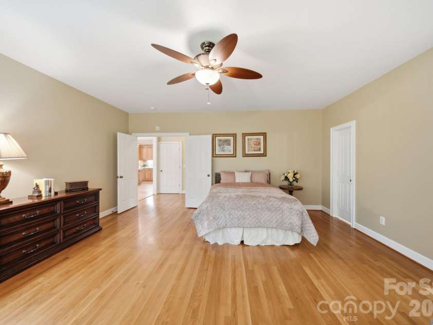 417 Crooked Oak Drive, Oakboro, NC 28129.  MLS# CAR4399226, YatesRealty ID 55048. Primary Bedroom