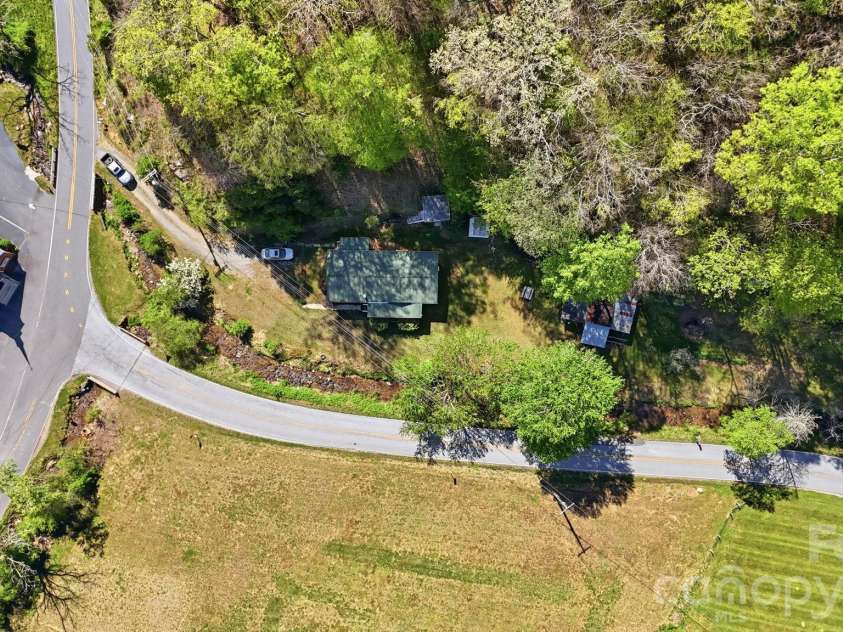1200 Barkers Creek Road, Whittier, NC 28789.  MLS# CAR4432038, YatesRealty ID 55049. 