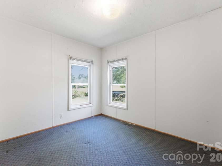 1200 Barkers Creek Road, Whittier, NC 28789.  MLS# CAR4432038, YatesRealty ID 55049. 