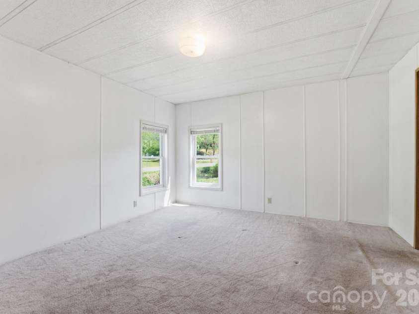 1200 Barkers Creek Road, Whittier, NC 28789.  MLS# CAR4432038, YatesRealty ID 55049. 