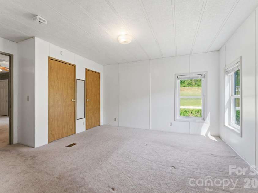 1200 Barkers Creek Road, Whittier, NC 28789.  MLS# CAR4432038, YatesRealty ID 55049. 