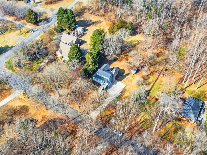 4711 Mountain Point Lane, Charlotte, NC 28216.  MLS# CAR4342579, YatesRealty ID 5505. 