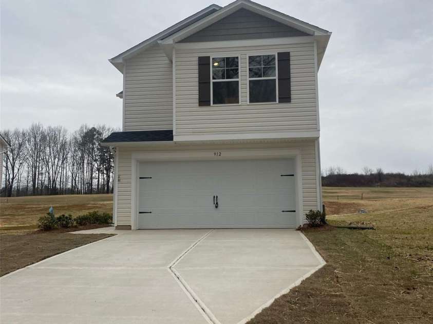 670 Whitaker Road, Boiling Springs, NC 28017.  MLS# CAR4432037, YatesRealty ID 55052. 