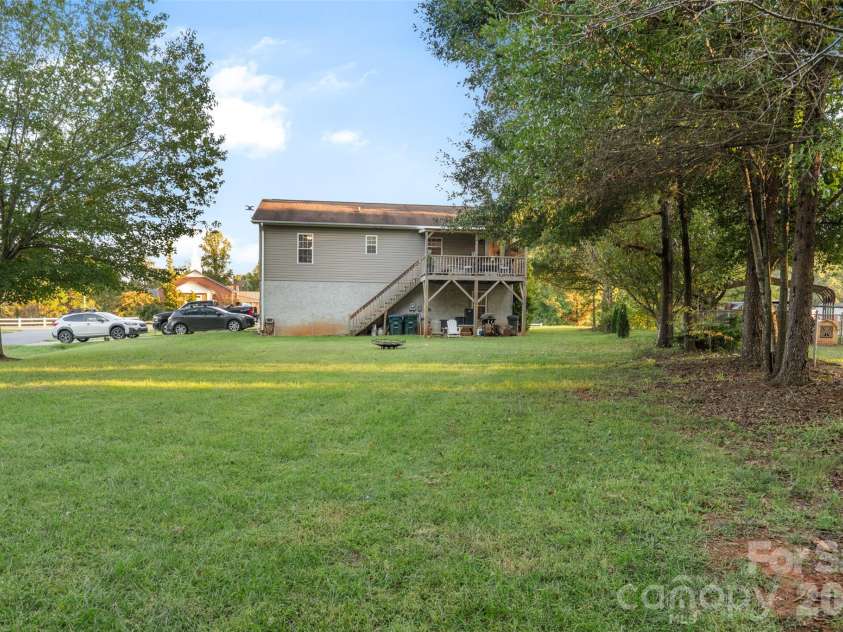 1500 Ivy Lane, Valdese, NC 28690.  MLS# CAR4430692, YatesRealty ID 55058. Back Yard