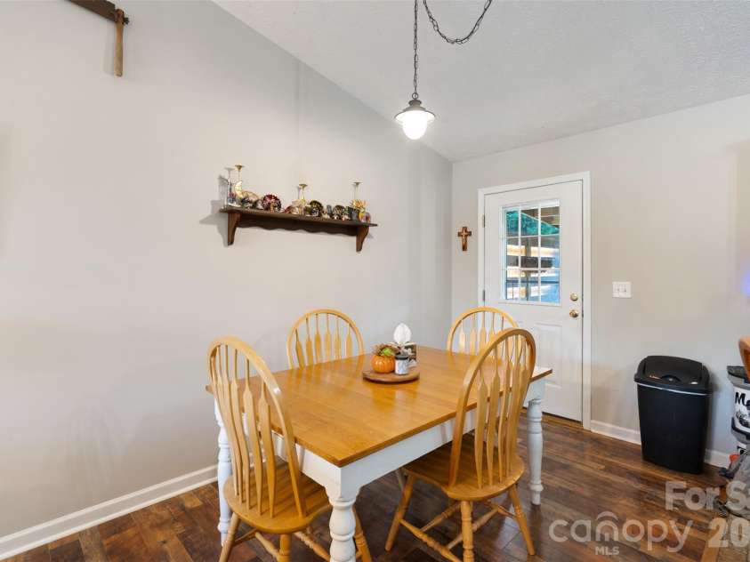1500 Ivy Lane, Valdese, NC 28690.  MLS# CAR4430692, YatesRealty ID 55058. Dining Room
