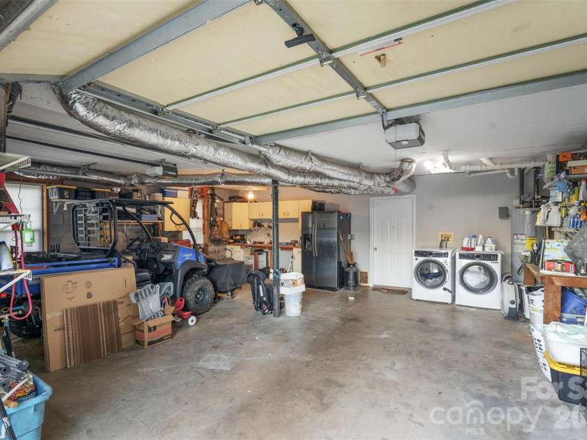 1500 Ivy Lane, Valdese, NC 28690.  MLS# CAR4430692, YatesRealty ID 55058. Garage