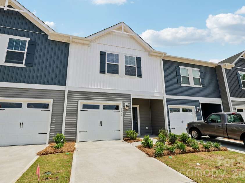 1114 Rosetta Drive, Salisbury, NC 28144.  MLS# CAR4432071, YatesRealty ID 55059. 