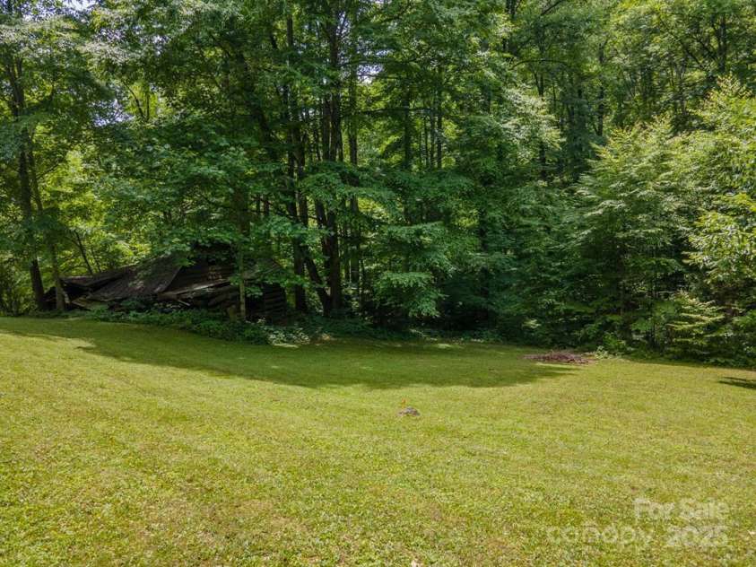 3093 Dicks Creek, Whittier, NC 28789.  MLS# CAR4231887, YatesRealty ID 5506. 