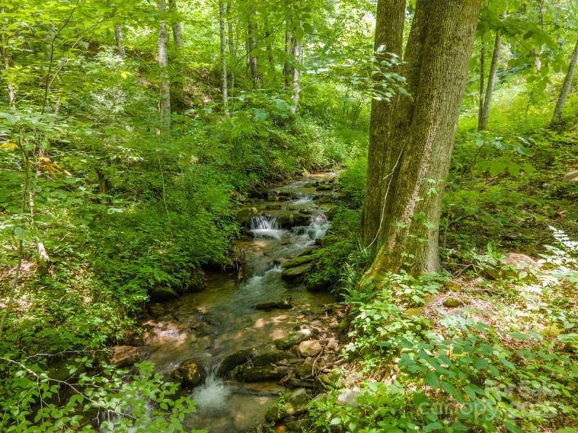 3093 Dicks Creek, Whittier, NC 28789.  MLS# CAR4231887, YatesRealty ID 5506. 