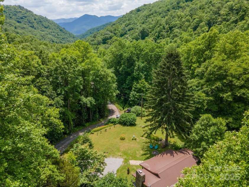 3093 Dicks Creek, Whittier, NC 28789.  MLS# CAR4231887, YatesRealty ID 5506. 