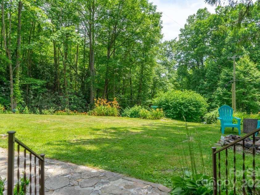 3093 Dicks Creek, Whittier, NC 28789.  MLS# CAR4231887, YatesRealty ID 5506. 