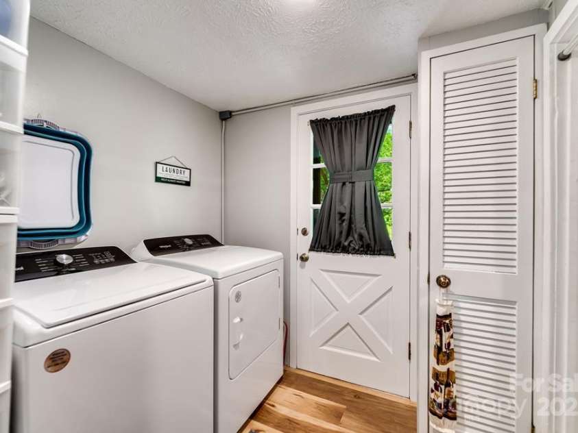 3093 Dicks Creek, Whittier, NC 28789.  MLS# CAR4231887, YatesRealty ID 5506. 