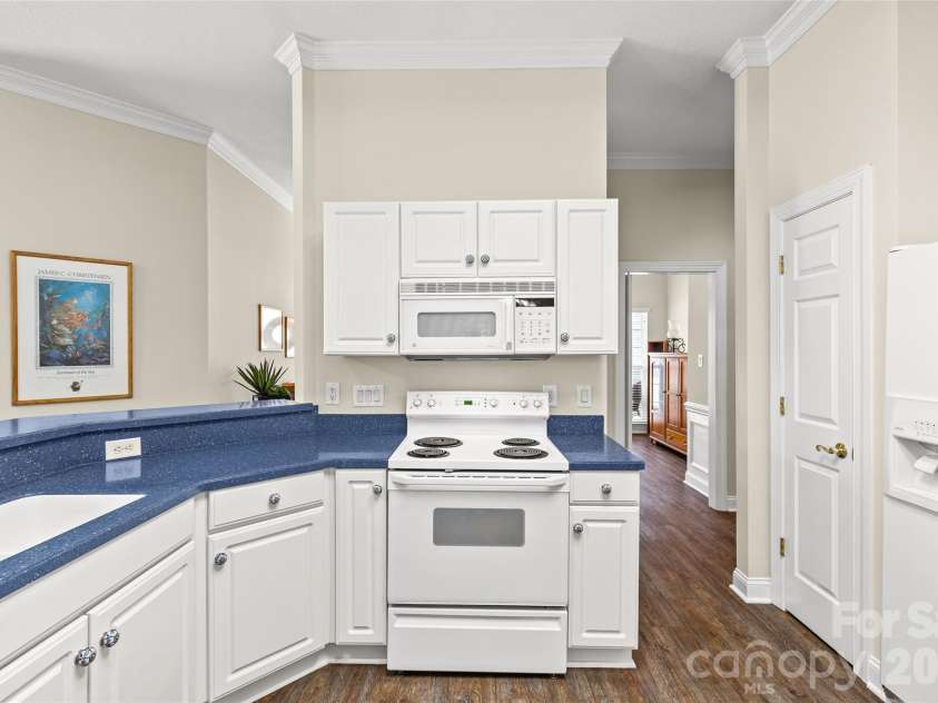 12316 Panthersville Drive, Charlotte, NC 28269.  MLS# CAR4420849, YatesRealty ID 55060. Kitchen