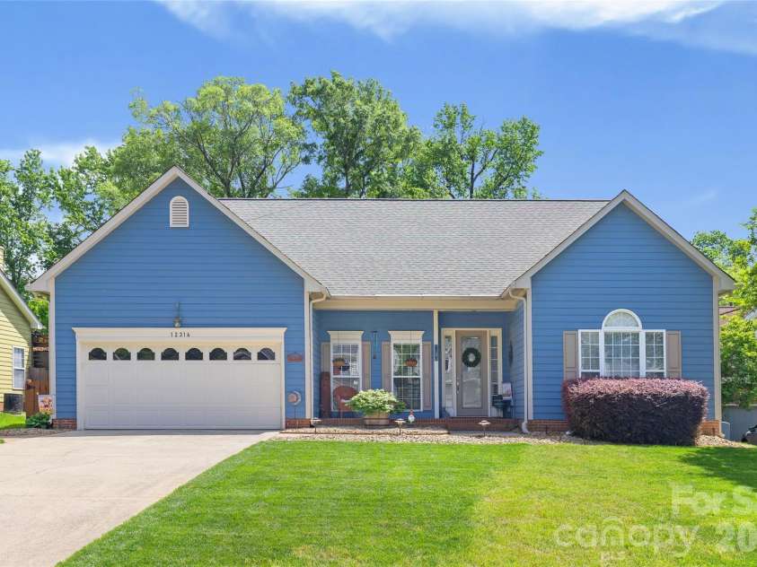 12316 Panthersville Drive, Charlotte, NC 28269.  MLS# CAR4420849, YatesRealty ID 55060. Perfect Ranch Floorplan