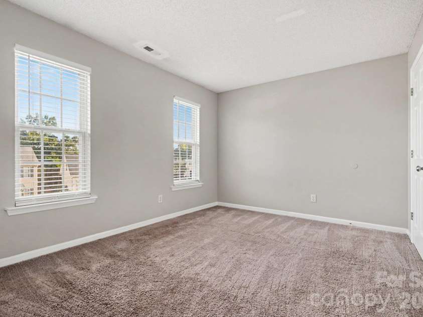 1009 Sandy Point Drive, Concord, NC 28025.  MLS# CAR4429482, YatesRealty ID 55063. 