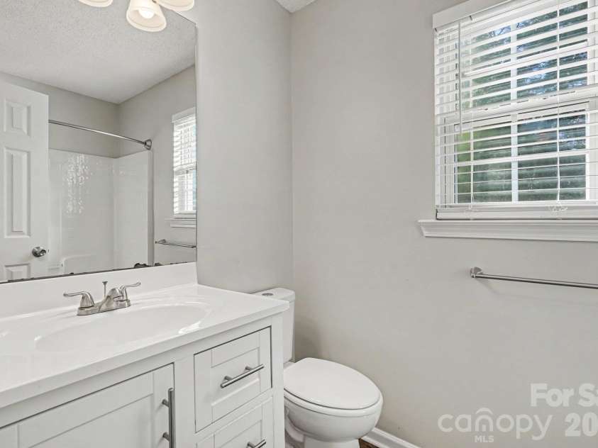1009 Sandy Point Drive, Concord, NC 28025.  MLS# CAR4429482, YatesRealty ID 55063. 