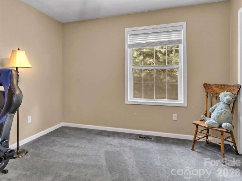 21 Eden Lane, Waynesville, NC 28785.  MLS# CAR4431720, YatesRealty ID 55067. 