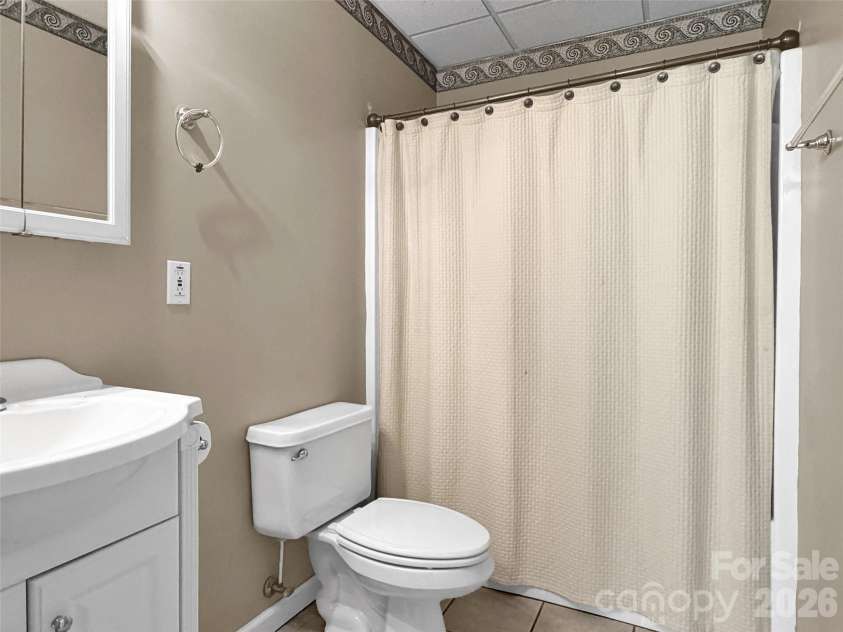 21 Eden Lane, Waynesville, NC 28785.  MLS# CAR4431720, YatesRealty ID 55067. 
