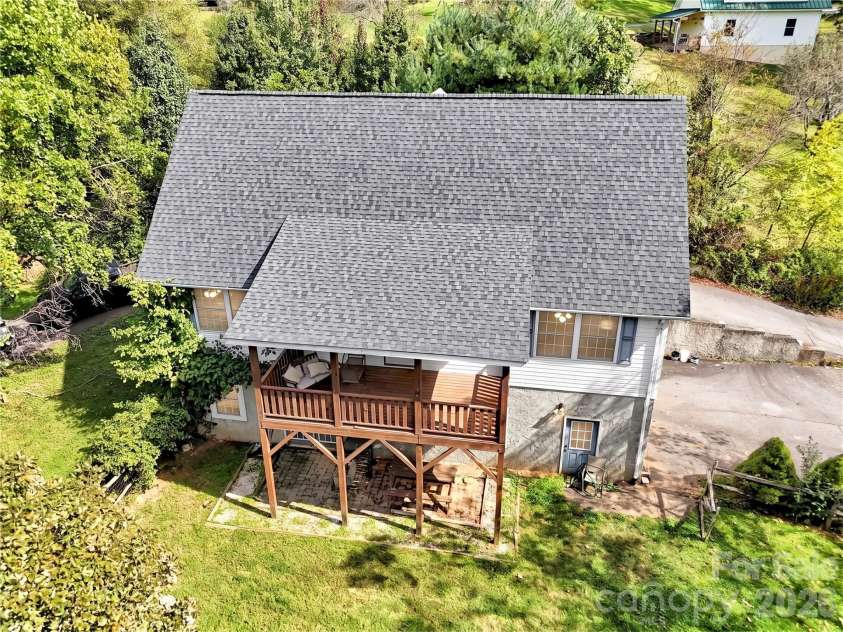 21 Eden Lane, Waynesville, NC 28785.  MLS# CAR4431720, YatesRealty ID 55067. 