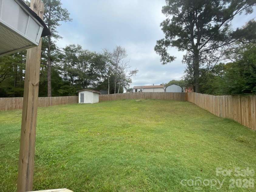 109 Walnut Avenue, Belmont, NC 28012.  MLS# CAR4431710, YatesRealty ID 55069. Privacy-fenced back yard