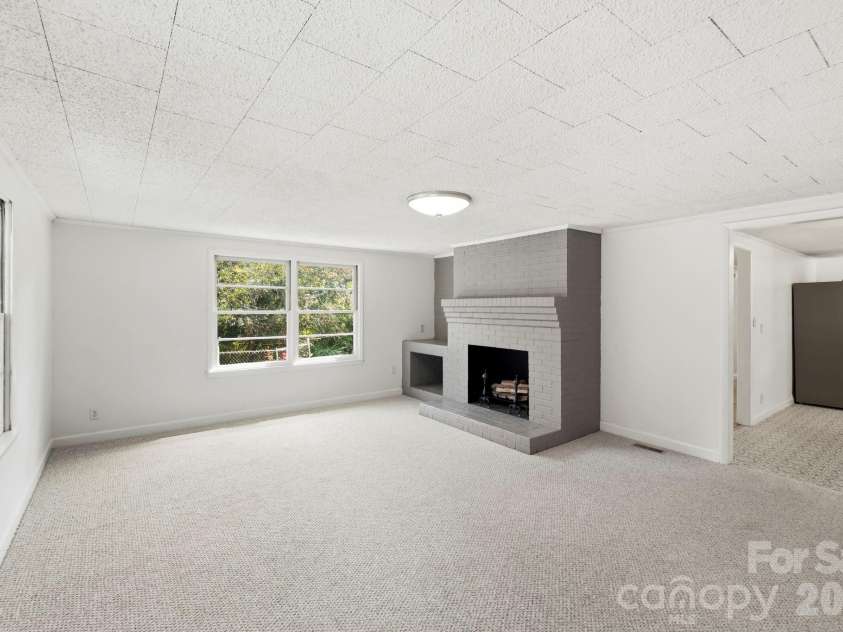 111 Sherwood Road, Swannanoa, NC 28778.  MLS# CAR4418228, YatesRealty ID 55071. 