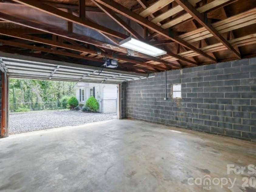 111 Sherwood Road, Swannanoa, NC 28778.  MLS# CAR4418228, YatesRealty ID 55071. 