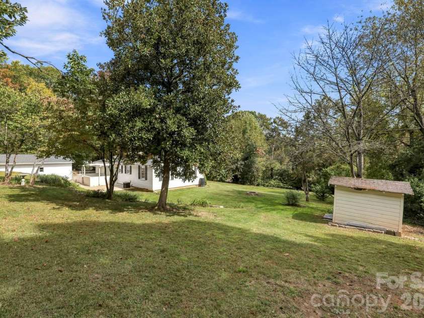 111 Sherwood Road, Swannanoa, NC 28778.  MLS# CAR4418228, YatesRealty ID 55071. 