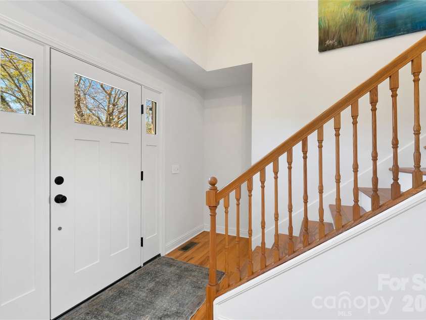 618 Windover Drive, Brevard, NC 28712.  MLS# CAR4425104, YatesRealty ID 55072. 