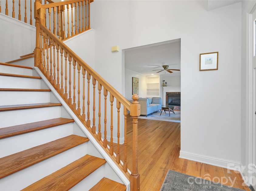 618 Windover Drive, Brevard, NC 28712.  MLS# CAR4425104, YatesRealty ID 55072. 