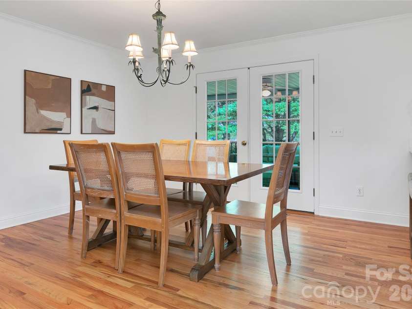 618 Windover Drive, Brevard, NC 28712.  MLS# CAR4425104, YatesRealty ID 55072. 